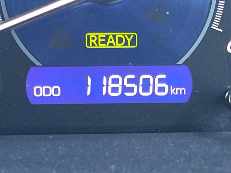 2019 Toyota Voxy DAA-ZWR80W (UW-6a97967ddd5a5)[2]