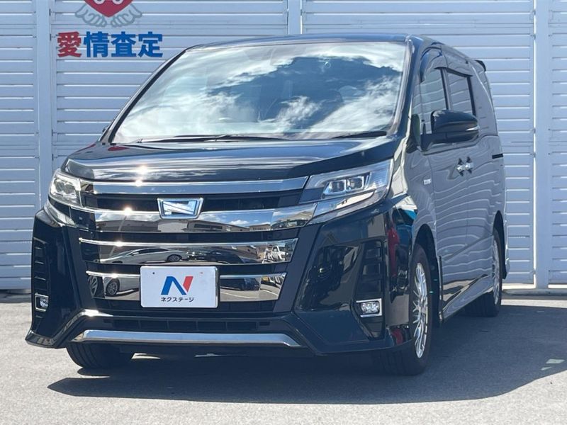2020 Toyota Noah DAA-ZWR80W (UW-6a97968005583)[4]