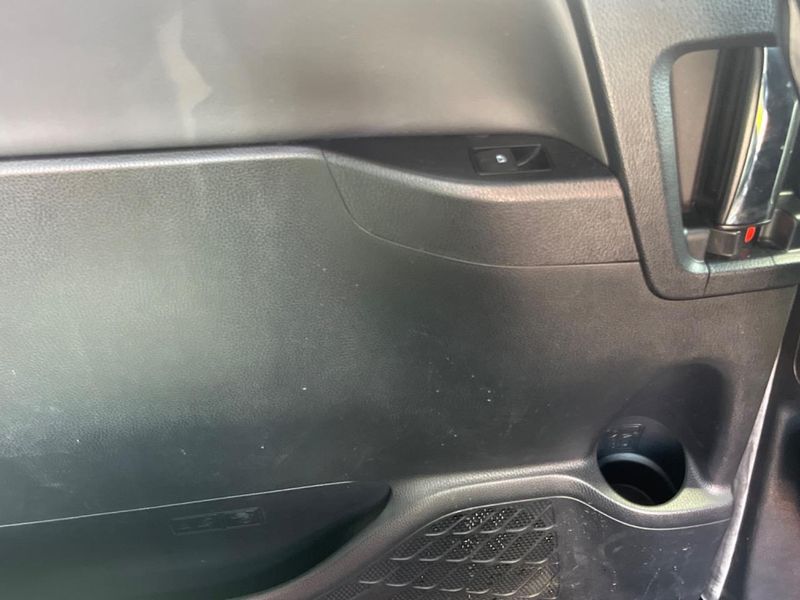 2020 Toyota Noah DAA-ZWR80W (UW-6a97968005583)[29]