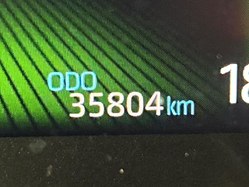2022 Toyota Voxy 6AA-ZWR90W (UW-6a979682eee47)[2]