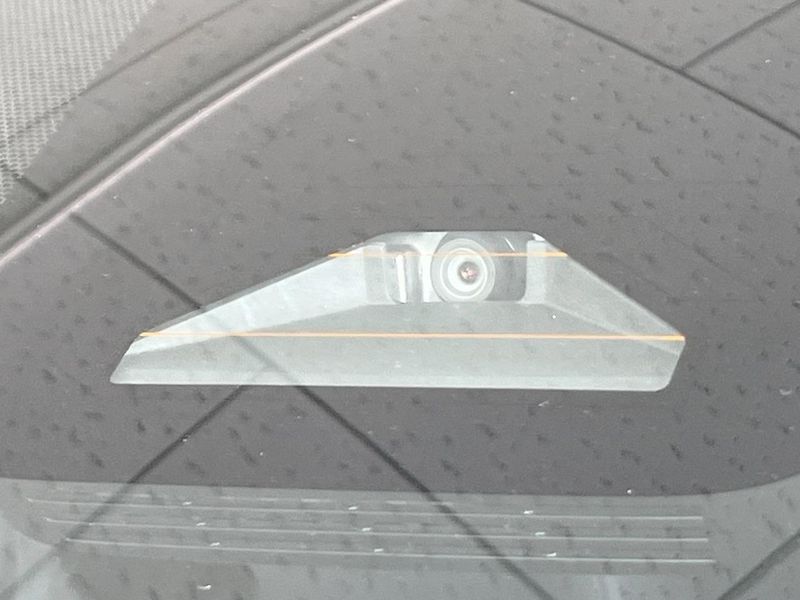 2023 Toyota Voxy 6AA-ZWR90W (UW-6a979687a14e4)[14]