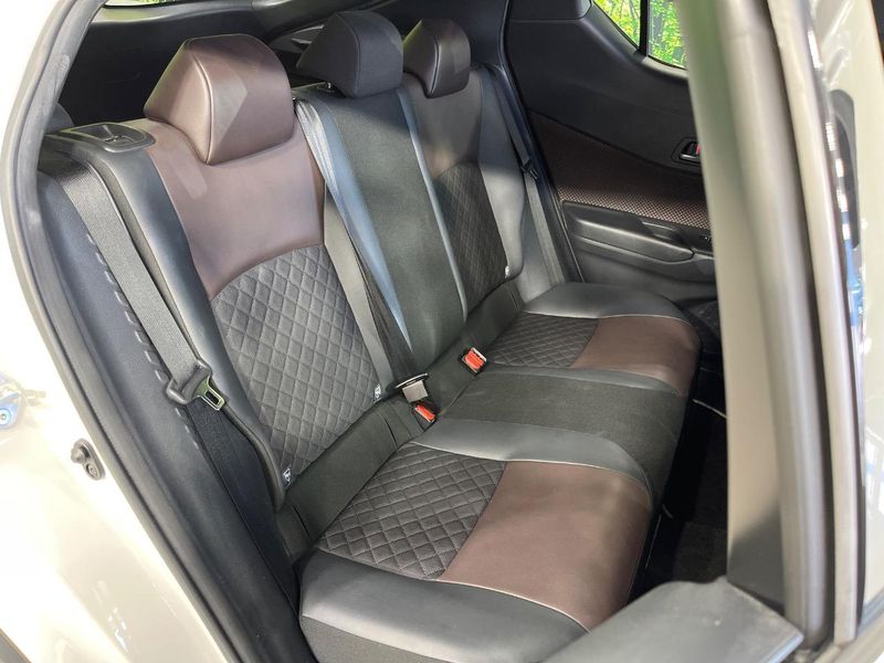 2018 Toyota C-HR DAA-ZYX10 (UW-6a9796978ca52)[9]