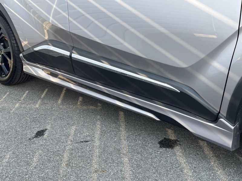 2019 Toyota C-HR DAA-ZYX10 (UW-6a97969a587fe)[18]