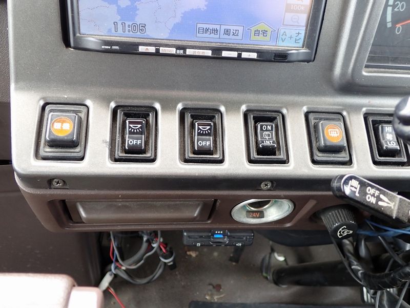 1991 Toyota Coaster U-HDB31 (UW-6a98d866502c0)[37]