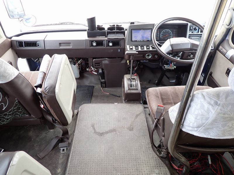 1991 Toyota Coaster U-HDB31 (UW-6a98d866502c0)[29]