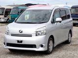 2007 Toyota Voxy DBA-ZRR70G