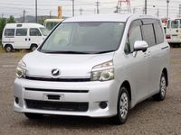 2011 Toyota Voxy DBA-ZRR70G