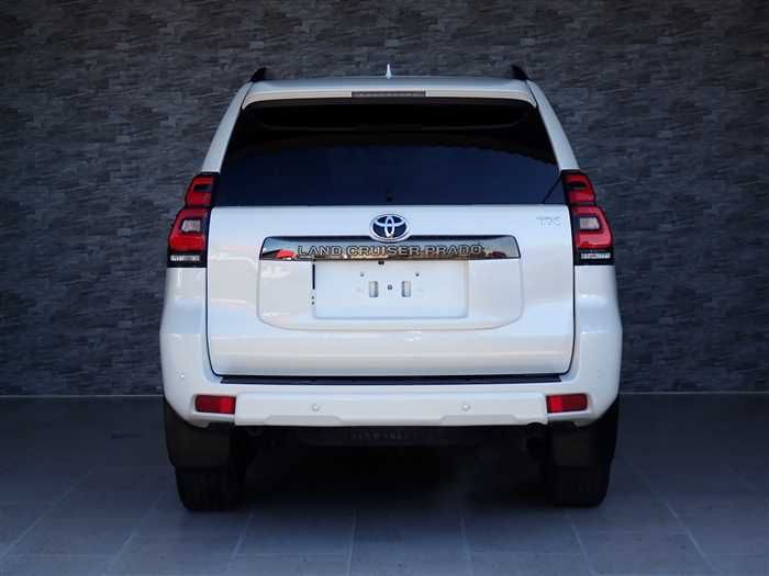 2021 Toyota Land Cruiser Prado 3BA-TRJ150W (UW-6a98d86aa9e7d)[3]