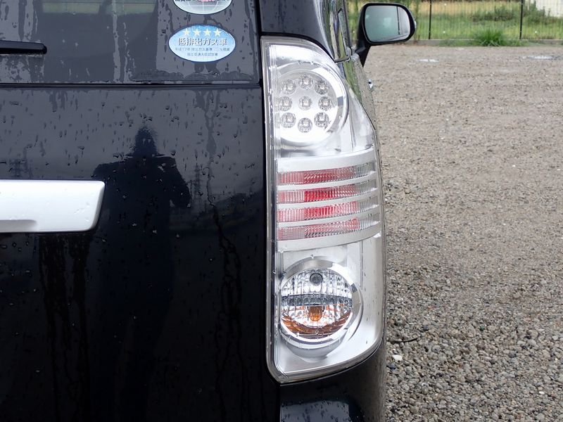 2009 Toyota Voxy DBA-ZRR70W (UW-6a98d86bb1128)[36]