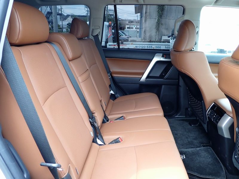 2022 Toyota Land Cruiser Prado 3DA-GDJ150W (UW-6a98d86faca67)[28]