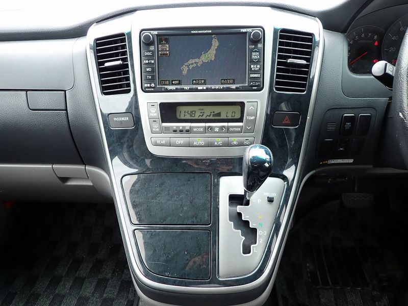 2005 Toyota Alphard CBA-ANH10W (UW-6a98d870bad77)[31]