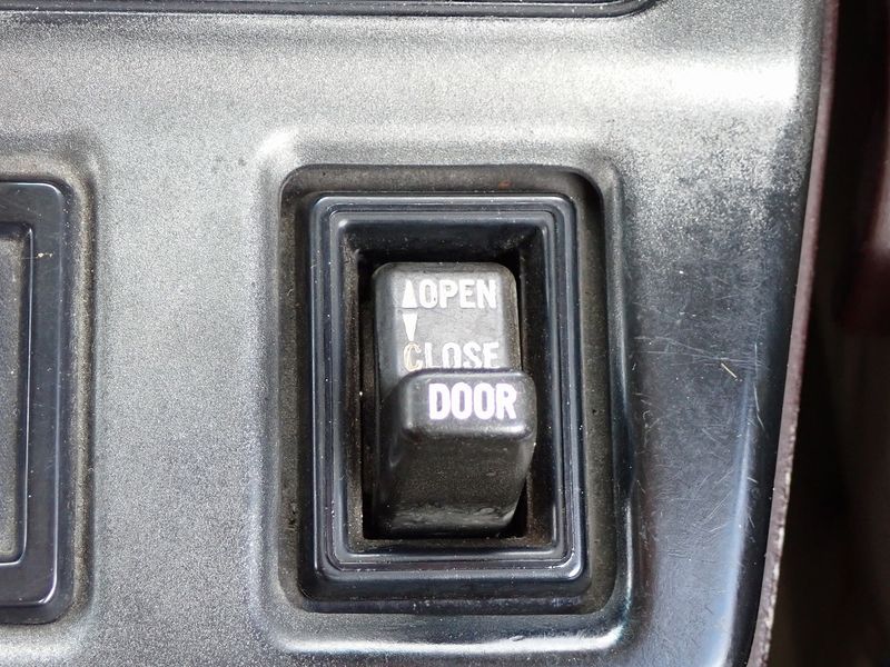 1988 Toyota Coaster P-HB31 (UW-6a98d871501c8)[36]