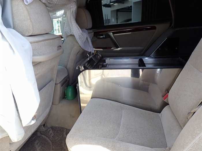 2000 Toyota Crown Estate GH-JZS171W改 (UW-6a98d871c5935)[14]