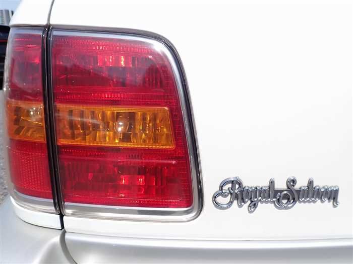 2000 Toyota Crown Estate GH-JZS171W改 (UW-6a98d871c5935)[26]