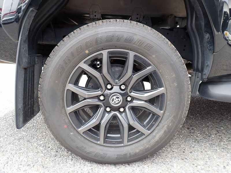 2024 Toyota Hilux 3DF-GUN125 (UW-6a98d8722abce)[8]