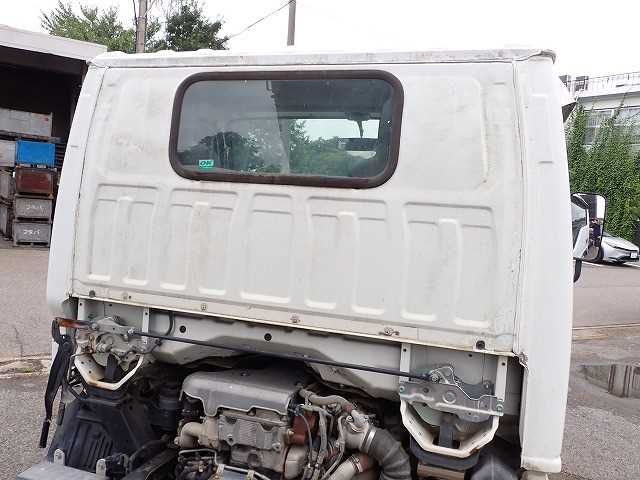 2011 Isuzu Elf SKG-NKR85AN (UW-6a98d872e0959)[26]