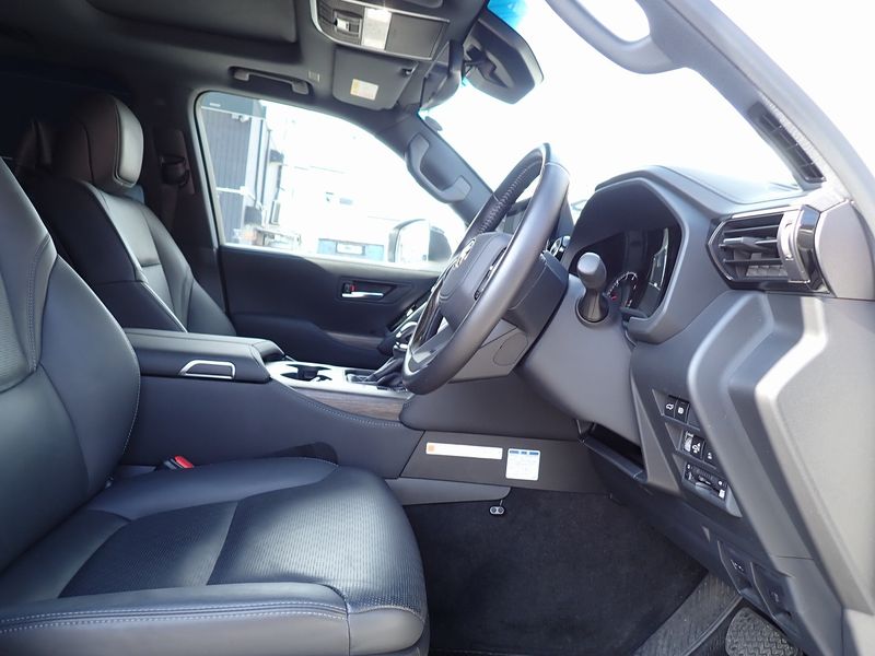 2023 Toyota Land Cruiser 3DA-FJA300W (UW-6a98d8748e529)[19]