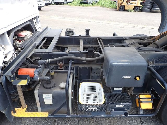 2017 Hino DUTRO TPG-XZU600X (UW-6a98d8753db2e)[36]