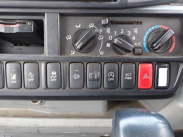 2017 Hino DUTRO TPG-XZU600X (UW-6a98d8753db2e)[28]