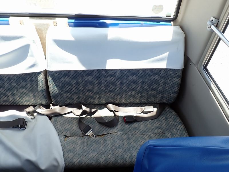 2001 Mitsubishi Rosa KK-BE63CE (UW-6a98d87590f26)[23]