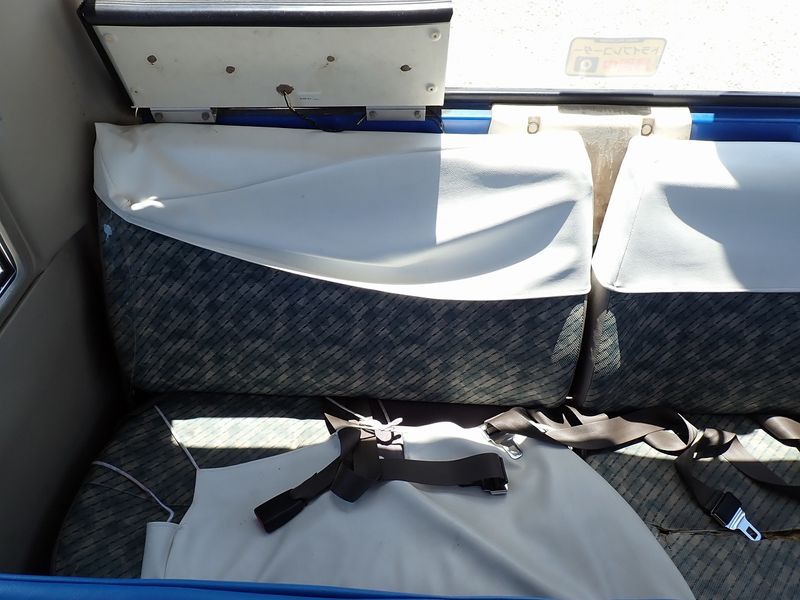 2001 Mitsubishi Rosa KK-BE63CE (UW-6a98d87590f26)[22]