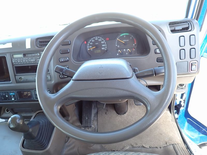 2001 Mitsubishi Rosa KK-BE63CE (UW-6a98d87590f26)[35]