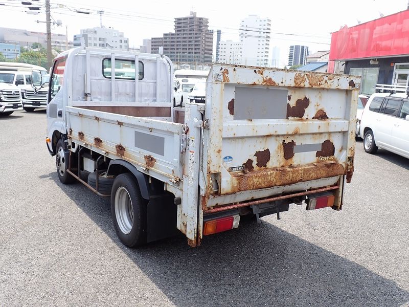 2010 Toyota Dyna Truck BDG-XZU368 (UW-6a98d87734a4f)[7]