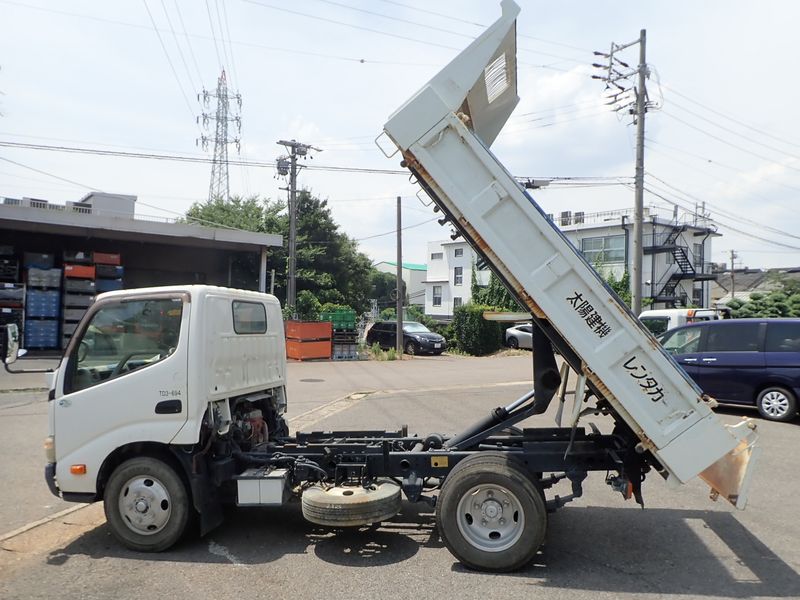 2010 Hino DUTRO BDG-XZU314T (UW-6a98d877d7b63)[1]