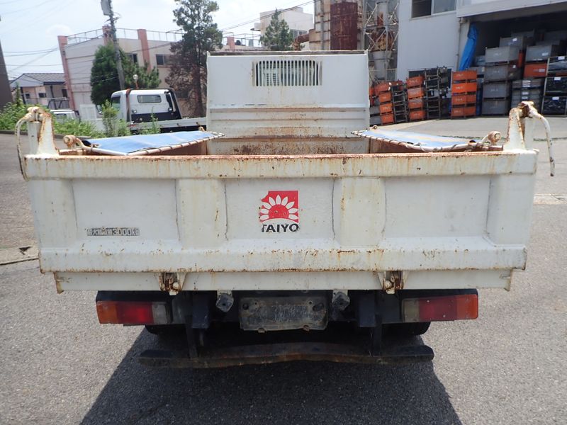 2010 Hino DUTRO BDG-XZU314T (UW-6a98d877d7b63)[3]