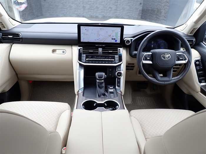 2025 Toyota Land Cruiser 3DA-FJA300W (UW-6a98d8796afd8)[17]