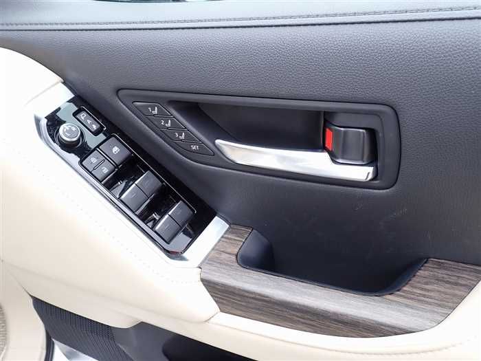 2025 Toyota Land Cruiser 3DA-FJA300W (UW-6a98d8796afd8)[19]