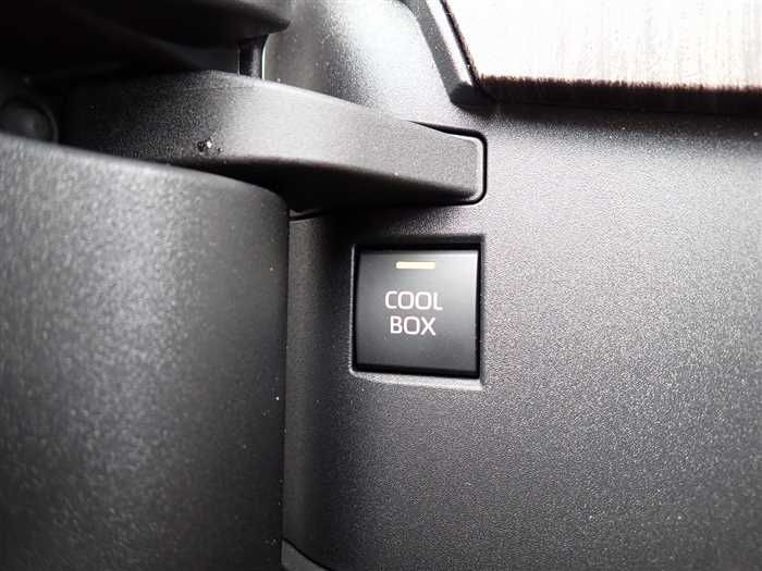 2025 Toyota Land Cruiser 3DA-FJA300W (UW-6a98d8796afd8)[21]