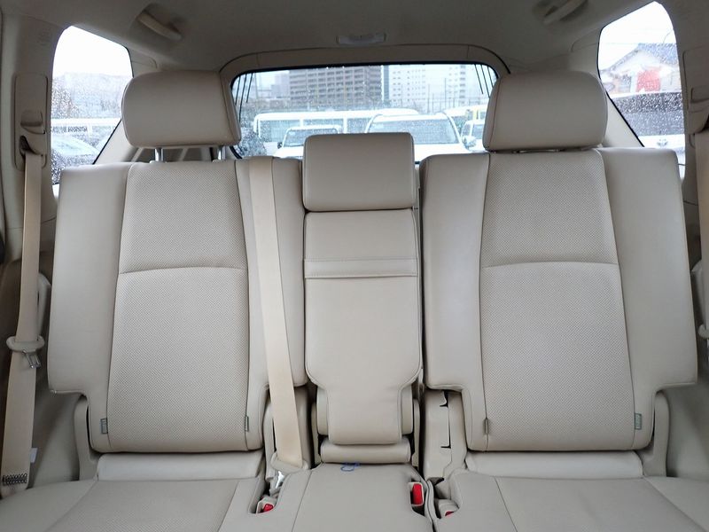 2023 Toyota Land Cruiser Prado 3BA-TRJ150W (UW-6a98d87baaf1d)[23]