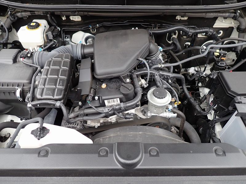 2023 Toyota Land Cruiser Prado 3BA-TRJ150W (UW-6a98d87baaf1d)[50]