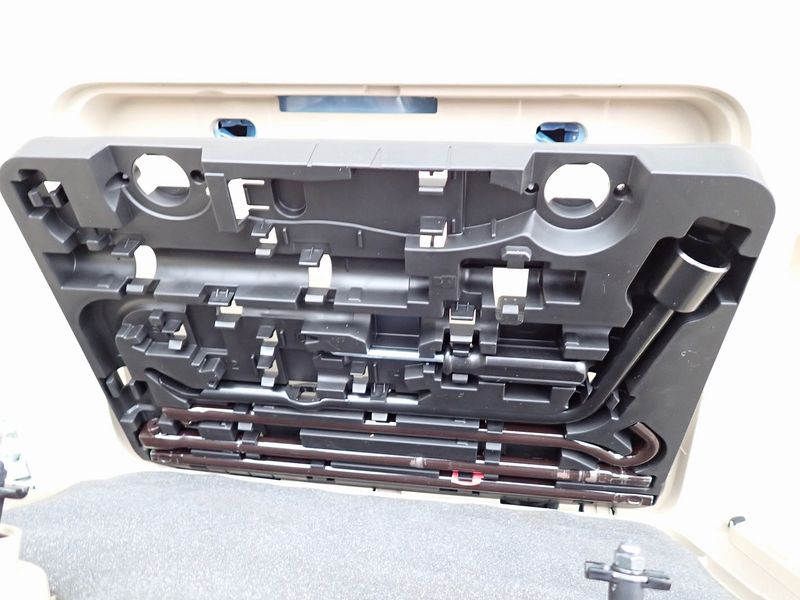 2023 Toyota Land Cruiser Prado 3BA-TRJ150W (UW-6a98d87baaf1d)[26]