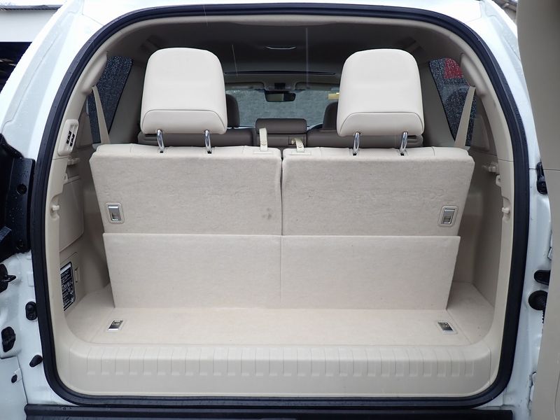 2023 Toyota Land Cruiser Prado 3BA-TRJ150W (UW-6a98d87baaf1d)[25]