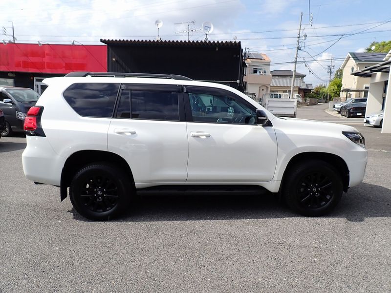 2023 Toyota Land Cruiser Prado 3BA-TRJ150W (UW-6a98d87c110f3)[5]