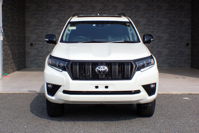 2023 Toyota Land Cruiser Prado 3BA-TRJ150W (UW-6a98d87c6365b)[1]