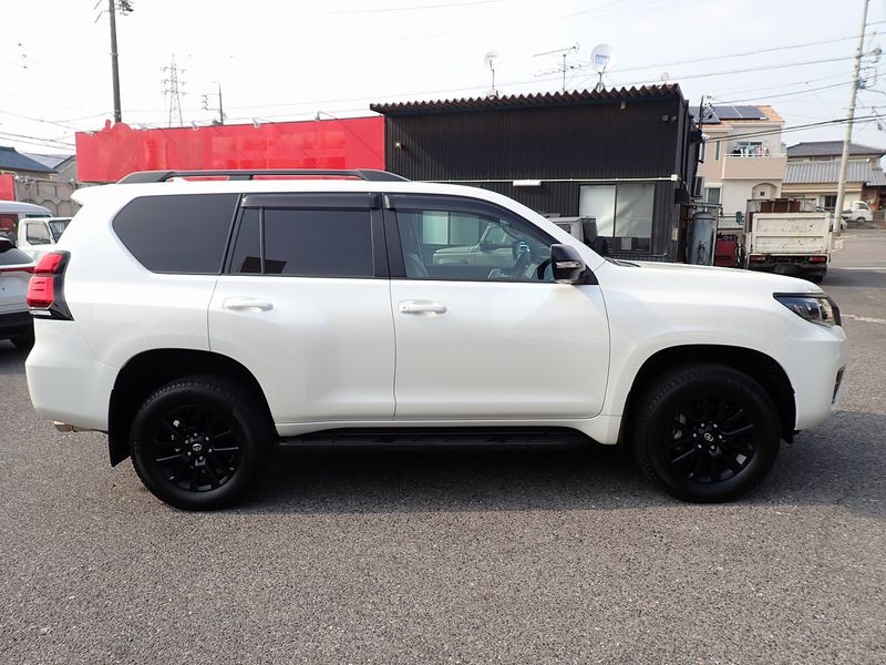 2023 Toyota Land Cruiser Prado 3BA-TRJ150W (UW-6a98d87c6365b)[6]