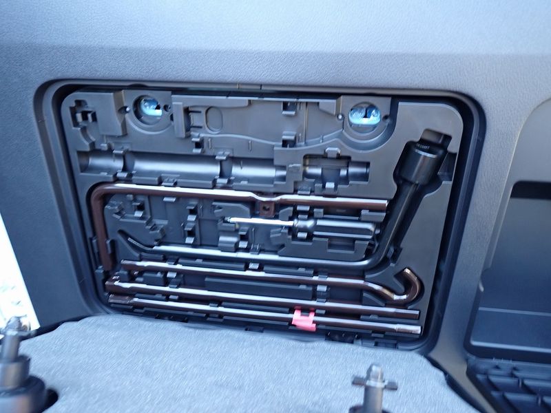 2022 Toyota Land Cruiser Prado 3BA-TRJ150W (UW-6a98d87c91f07)[26]