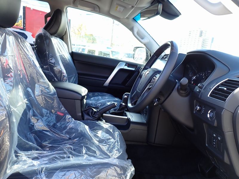 2022 Toyota Land Cruiser Prado 3BA-TRJ150W (UW-6a98d87c91f07)[21]