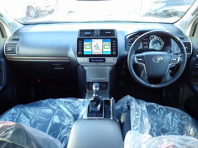 2022 Toyota Land Cruiser Prado 3BA-TRJ150W (UW-6a98d87c91f07)[28]