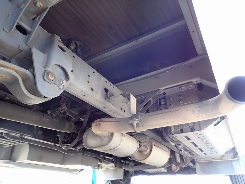 2002 Toyota Coaster KK-HZB40 (UW-6a98d87e5e5a4)[17]