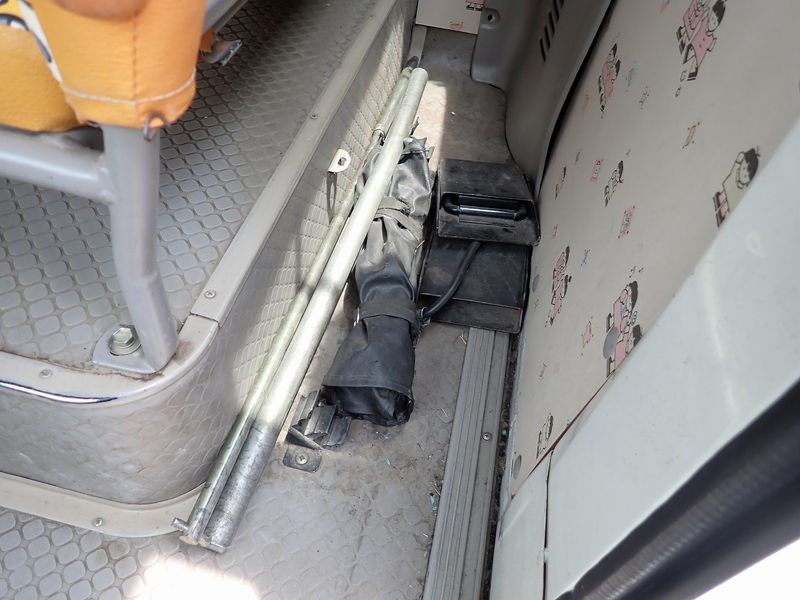 2002 Toyota Coaster KK-HZB40 (UW-6a98d87e5e5a4)[27]