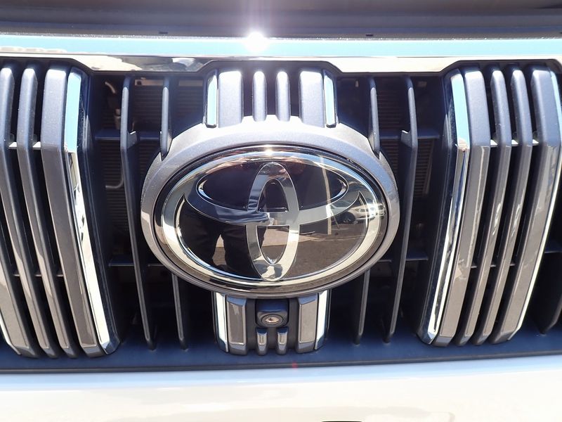 2022 Toyota Land Cruiser Prado 3BA-TRJ150W (UW-6a98d87ea55bf)[42]
