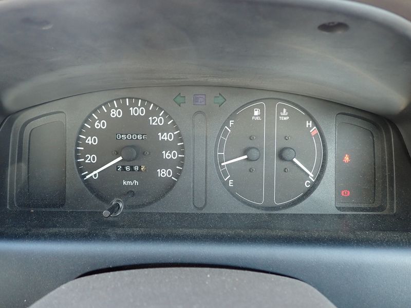 1997 Toyota Corolla E-EE111 (UW-6a98d87ee6491)[41]