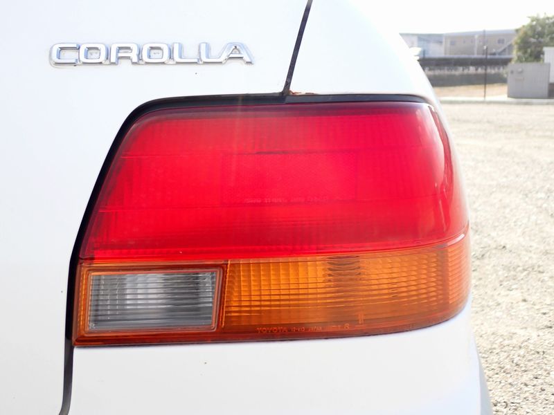 1997 Toyota Corolla E-EE111 (UW-6a98d87ee6491)[38]
