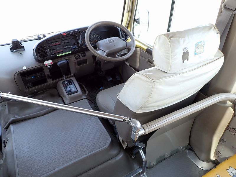 2000 Toyota Coaster KK-HZB40 (UW-6a98d88070177)[17]