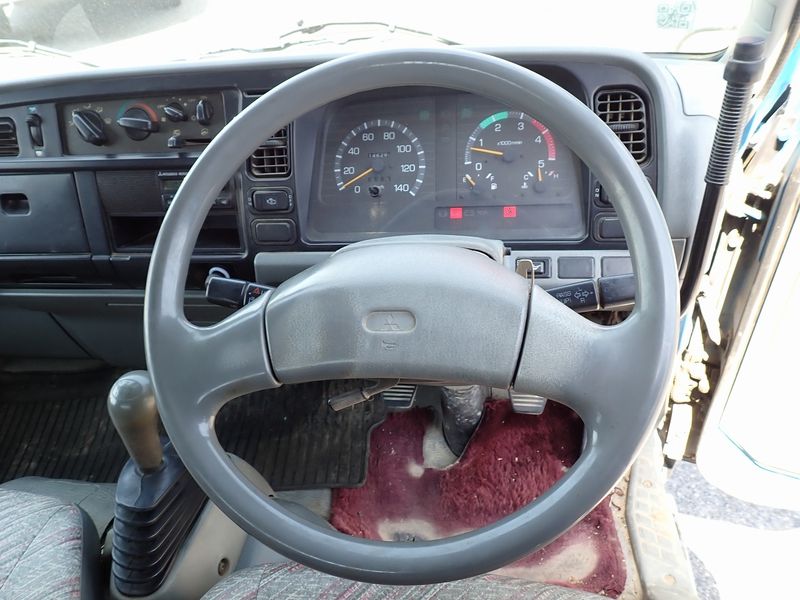 1996 Mitsubishi Canter KC-FE517BD (UW-6a98d88105417)[24]