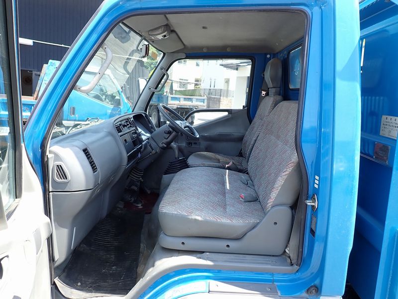 1996 Mitsubishi Canter KC-FE517BD (UW-6a98d88105417)[31]